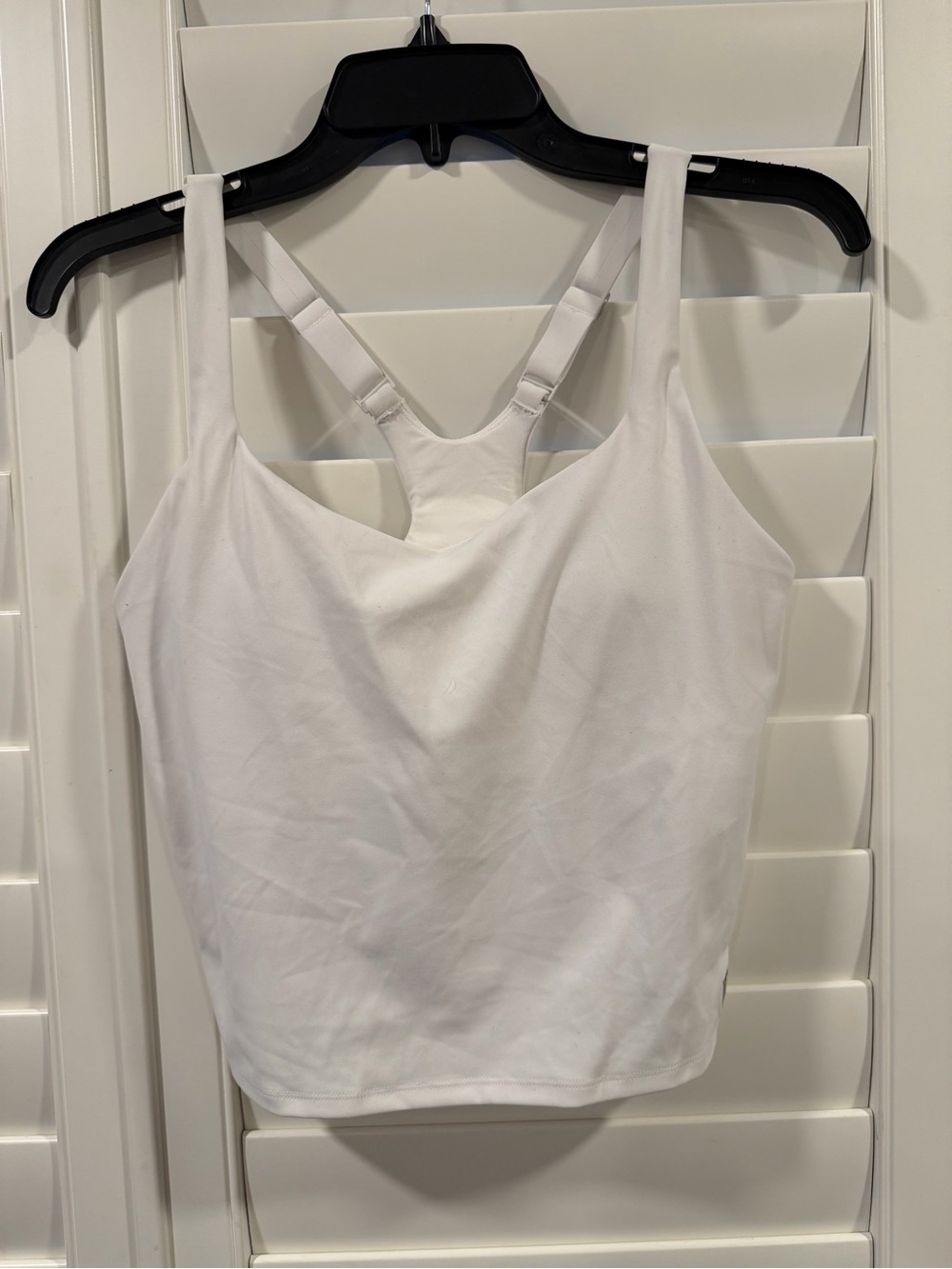 Vuori White Racerback Camisole Tank